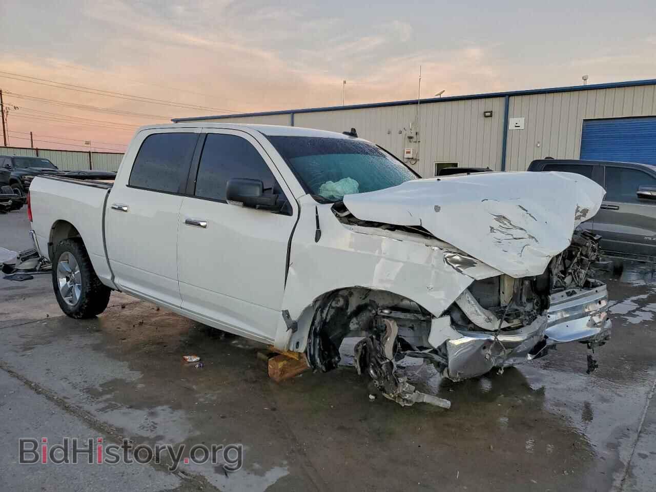 2016 RAM 1500 - VIN: 3C6RR6LT2GG366495 - Фото 4