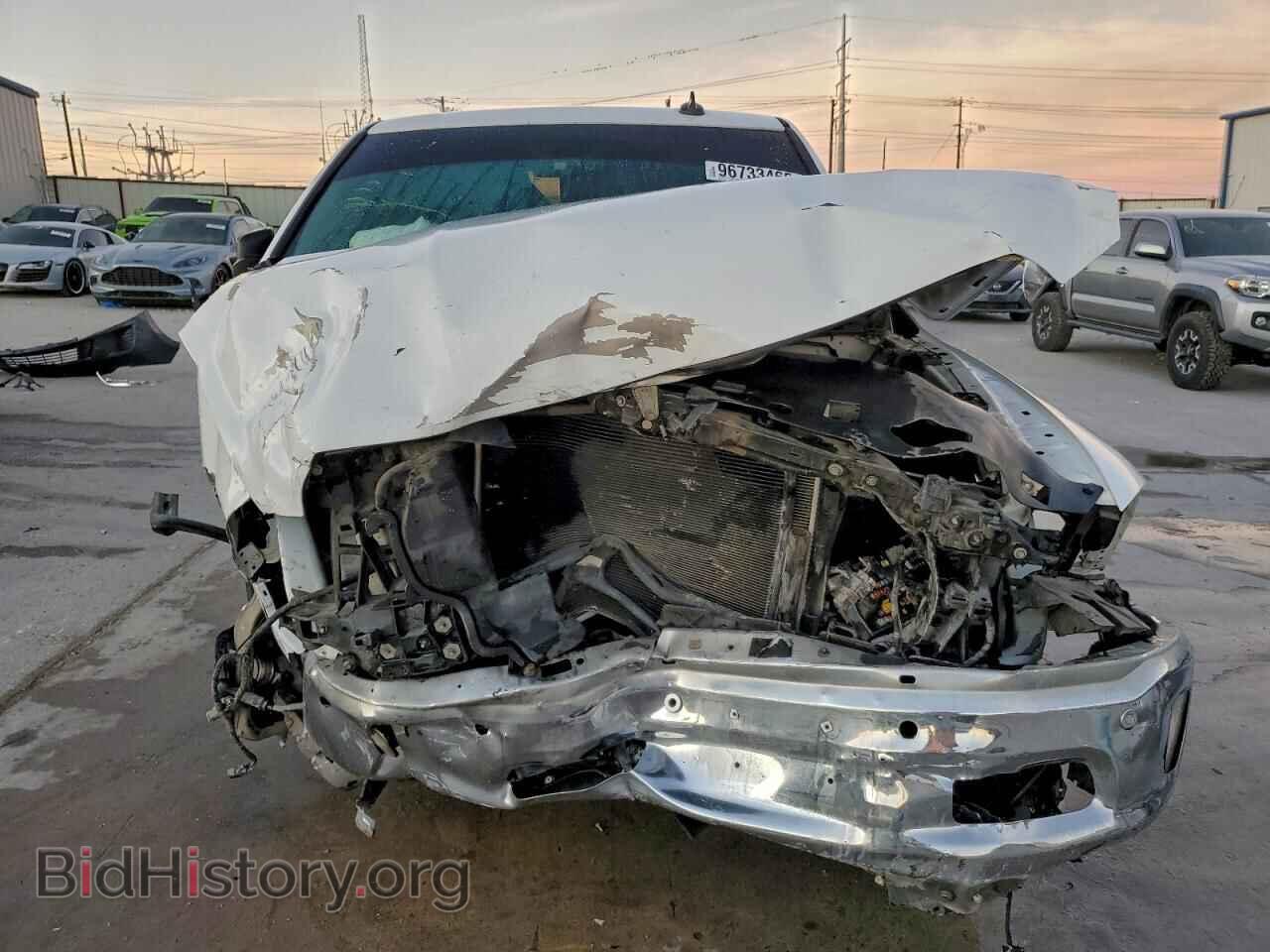 2016 RAM 1500 - VIN: 3C6RR6LT2GG366495 - Фото 5