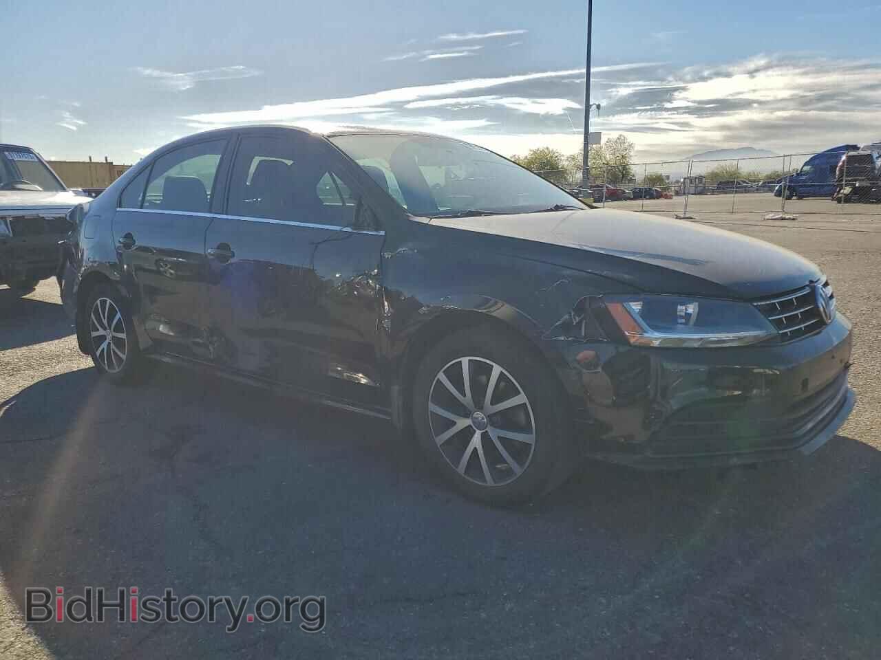 2018 VOLKSWAGEN JETTA - VIN: 3VWDB7AJ6JM246512 - Фото 4