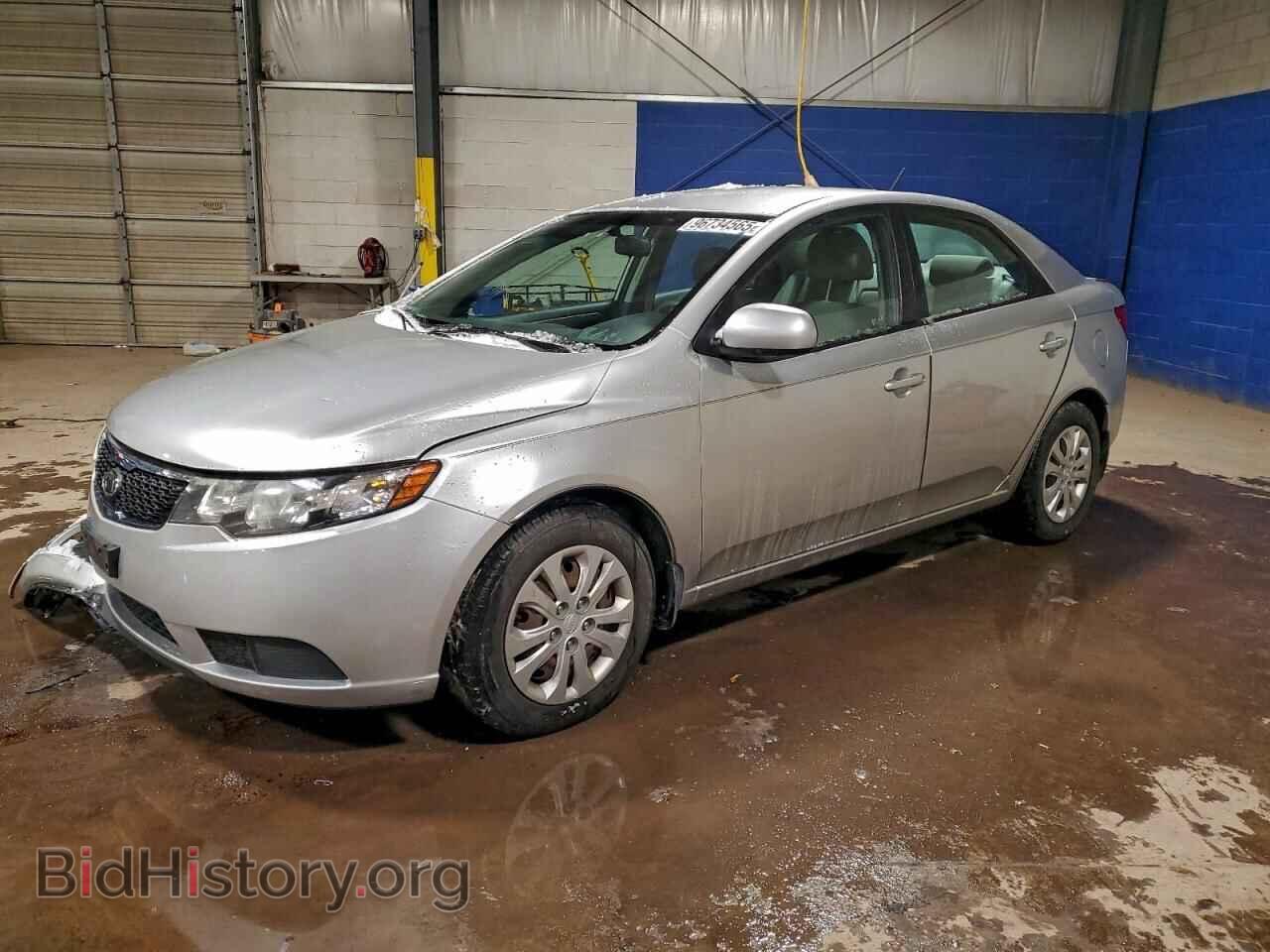 Фотография KNAFT4A27C5629753 - KIA FORTE 2012