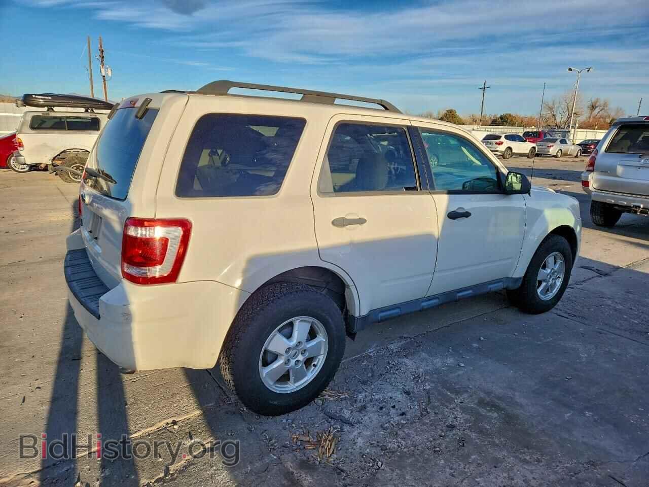 2012 FORD ESCAPE - VIN: 1FMCU0D77CKC18272 - Фото 3