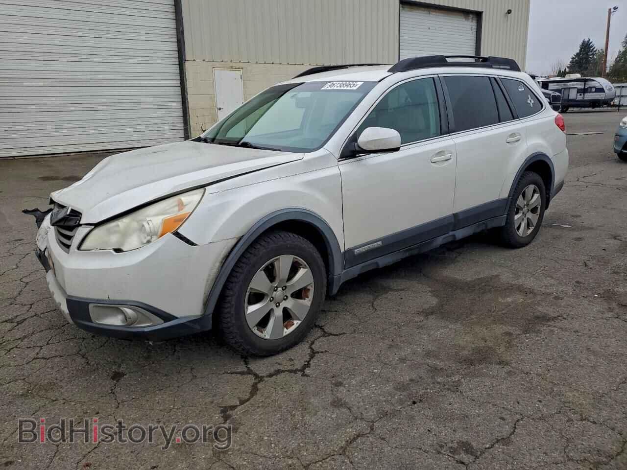 Photo 4S4BRBCC5B3430135 - SUBARU OUTBACK 2011
