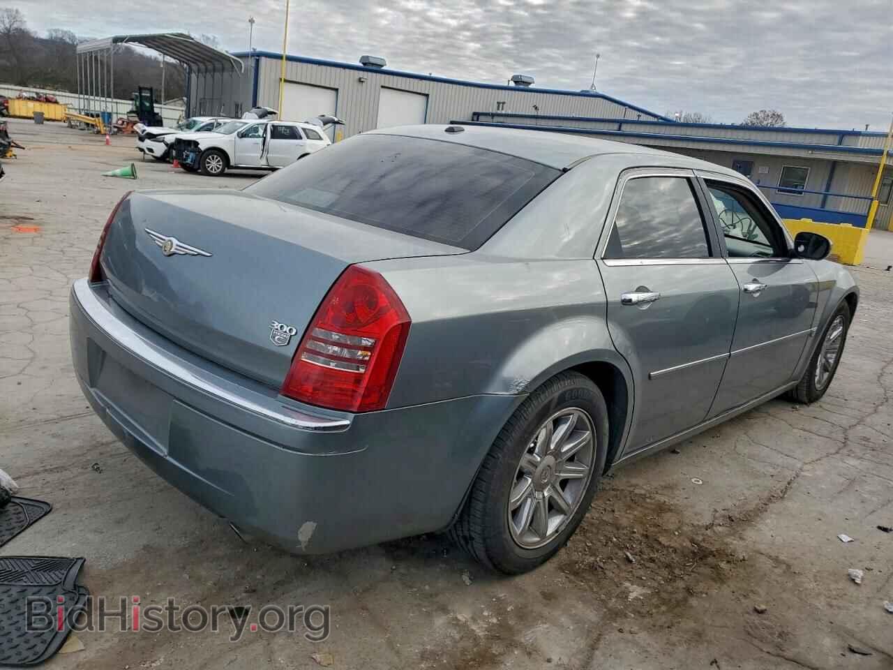 2006 CHRYSLER 300 - VIN: 2C3KA63H56H515305 - Фото 3