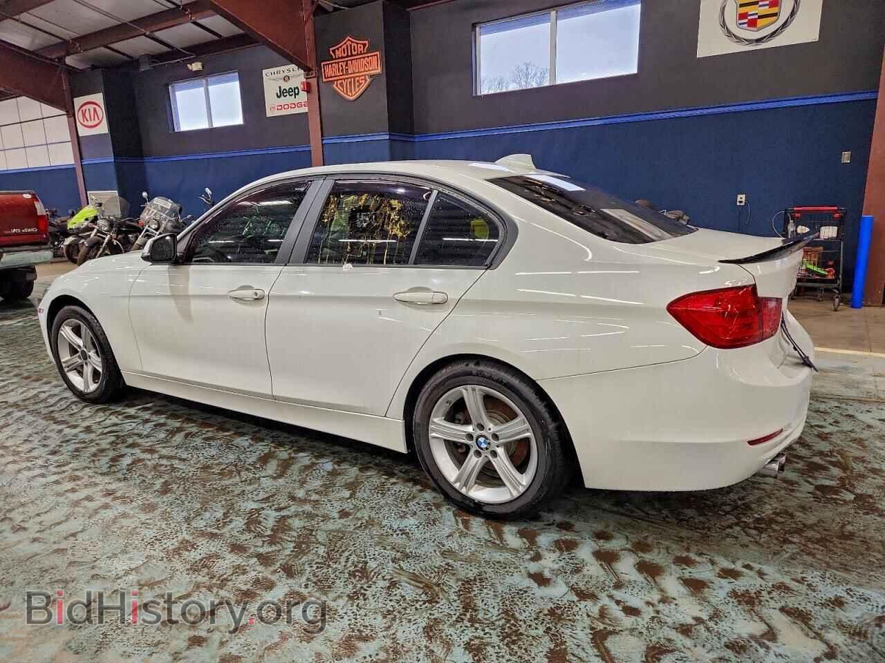 2013 BMW 3 SERIES - VIN: WBA3B5C59DF595734 - Фото 2