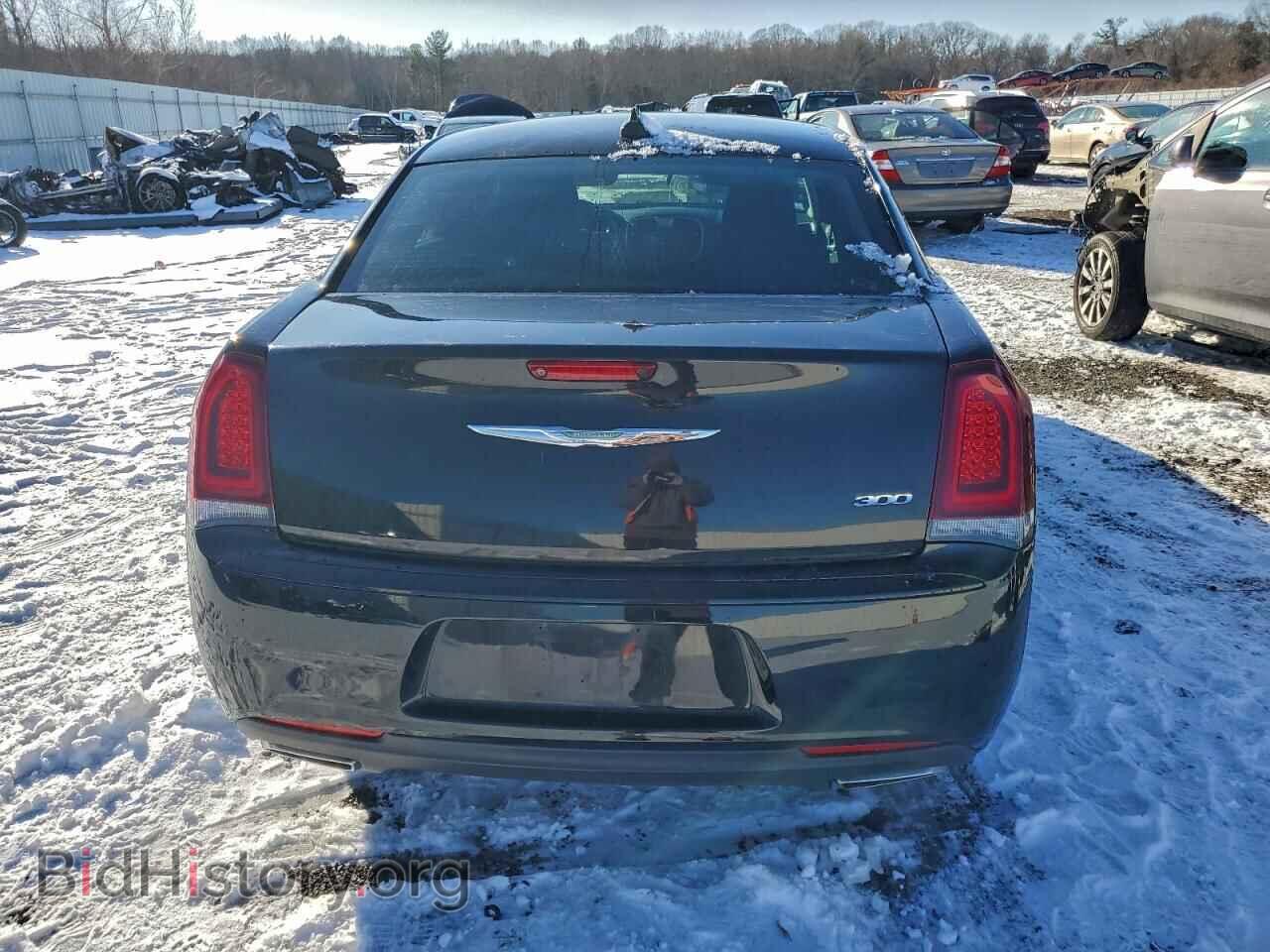 2019 CHRYSLER 300 - VIN: 2C3CCAAG2KH728900 - Фото 6