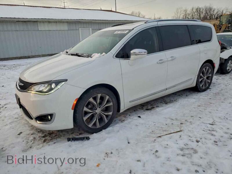 2017 Chrysler PACIFICA Limited (VIN 2C4RC1GGXHR803889) — фото 1 из 13, Copart, повреждение: передняя часть
