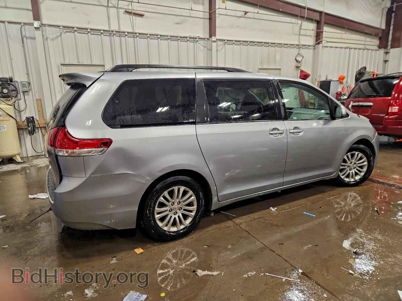 2011 TOYOTA All Models - VIN: 5TDYK3DC9BS009508 - Фото 3