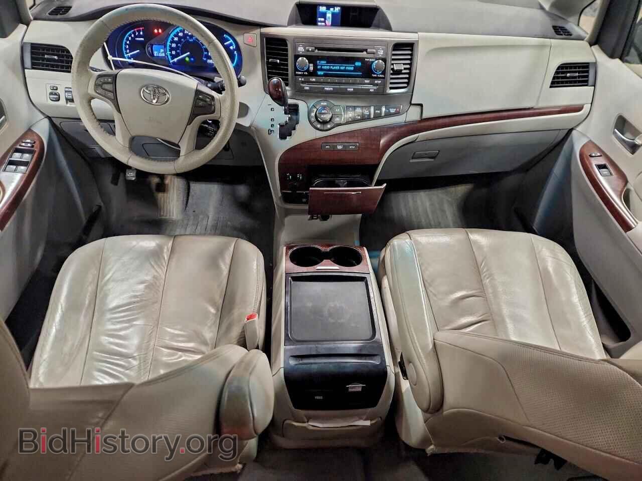 2011 TOYOTA All Models - VIN: 5TDYK3DC9BS009508 - Фото 8