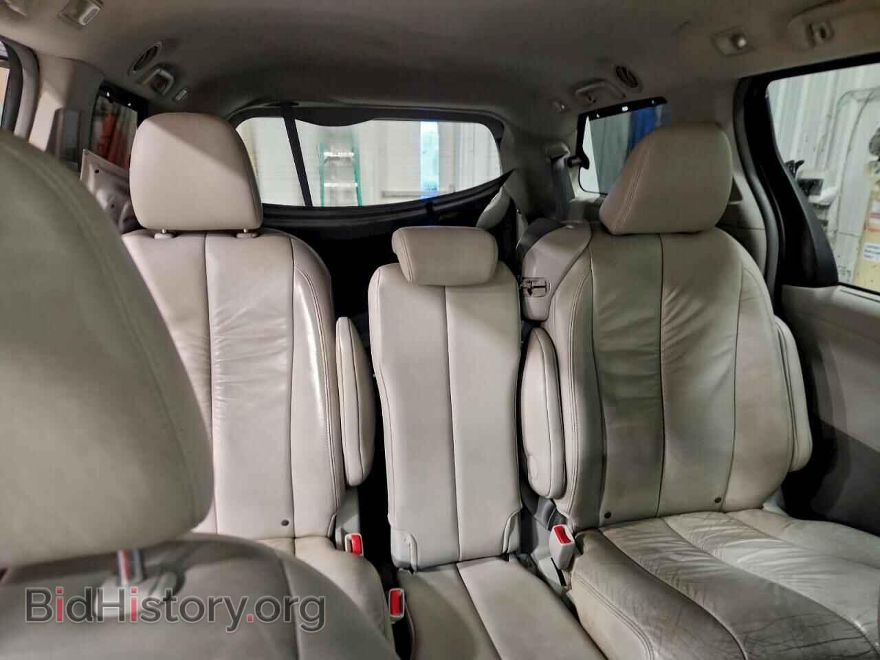 2011 TOYOTA All Models - VIN: 5TDYK3DC9BS009508 - Фото 10