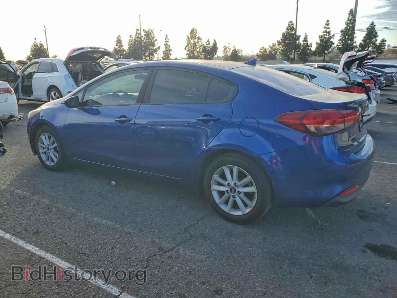 2017 KIA FORTE - VIN: 3KPFL4A76HE072120 - Фото 2