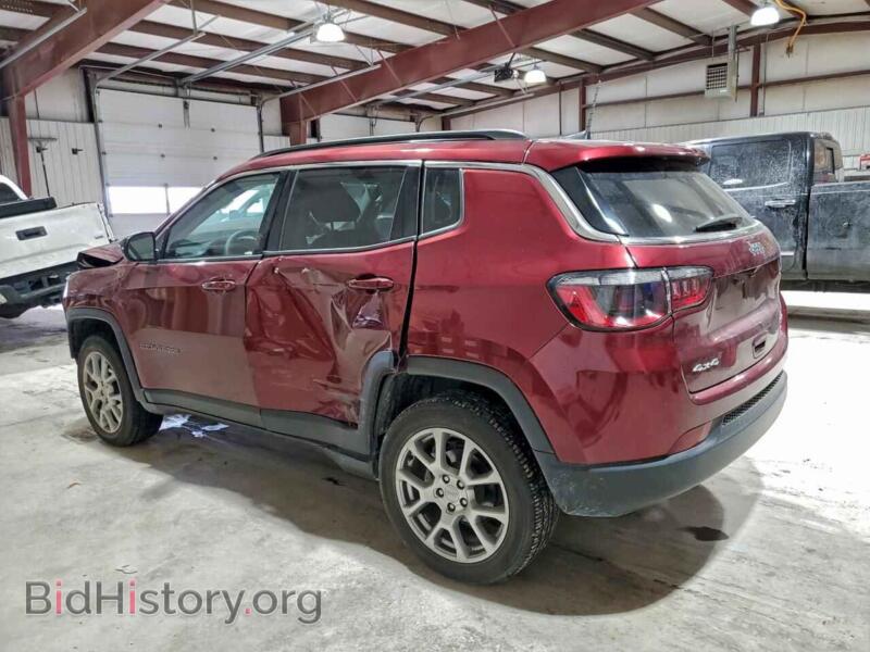 2022 Jeep COMPASS (VIN 3C4NJDFB4NT152716) — photo 2 of 15