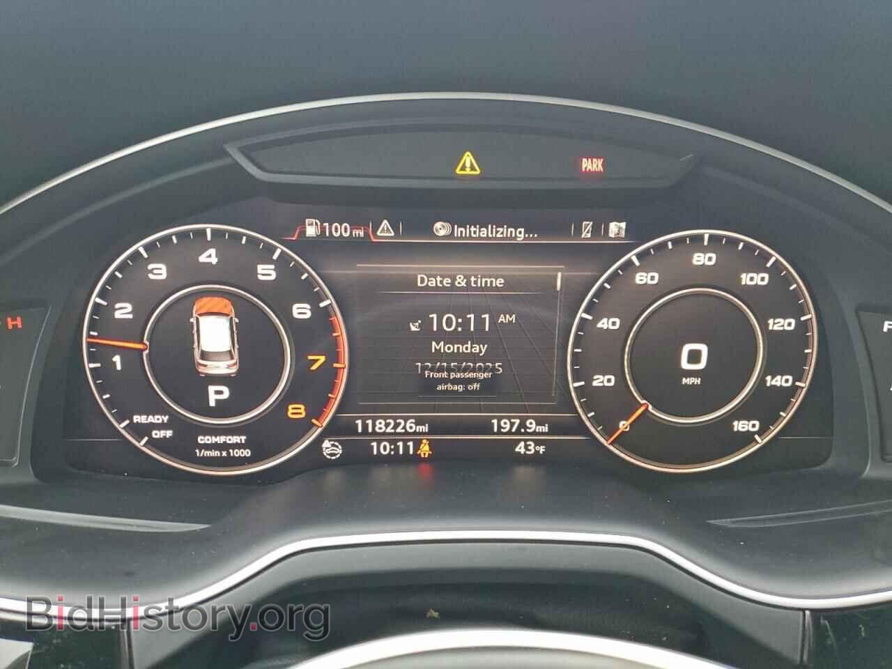 2017 AUDI Q7 - VIN: WA1VAAF7XHD011387 - Фото 9