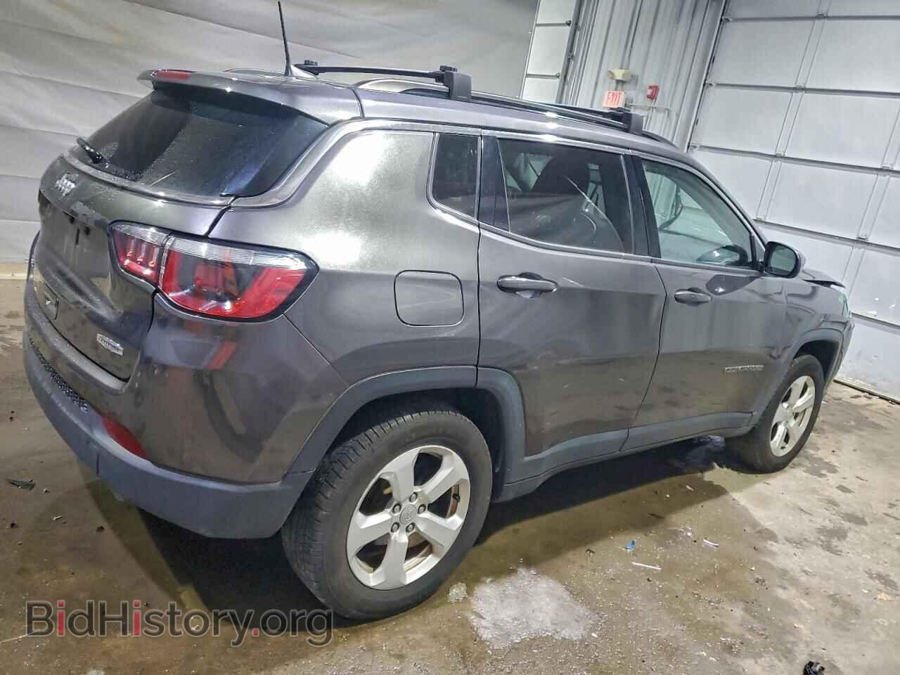 2018 JEEP COMPASS - VIN: 3C4NJDBB2JT155081 - Фото 3