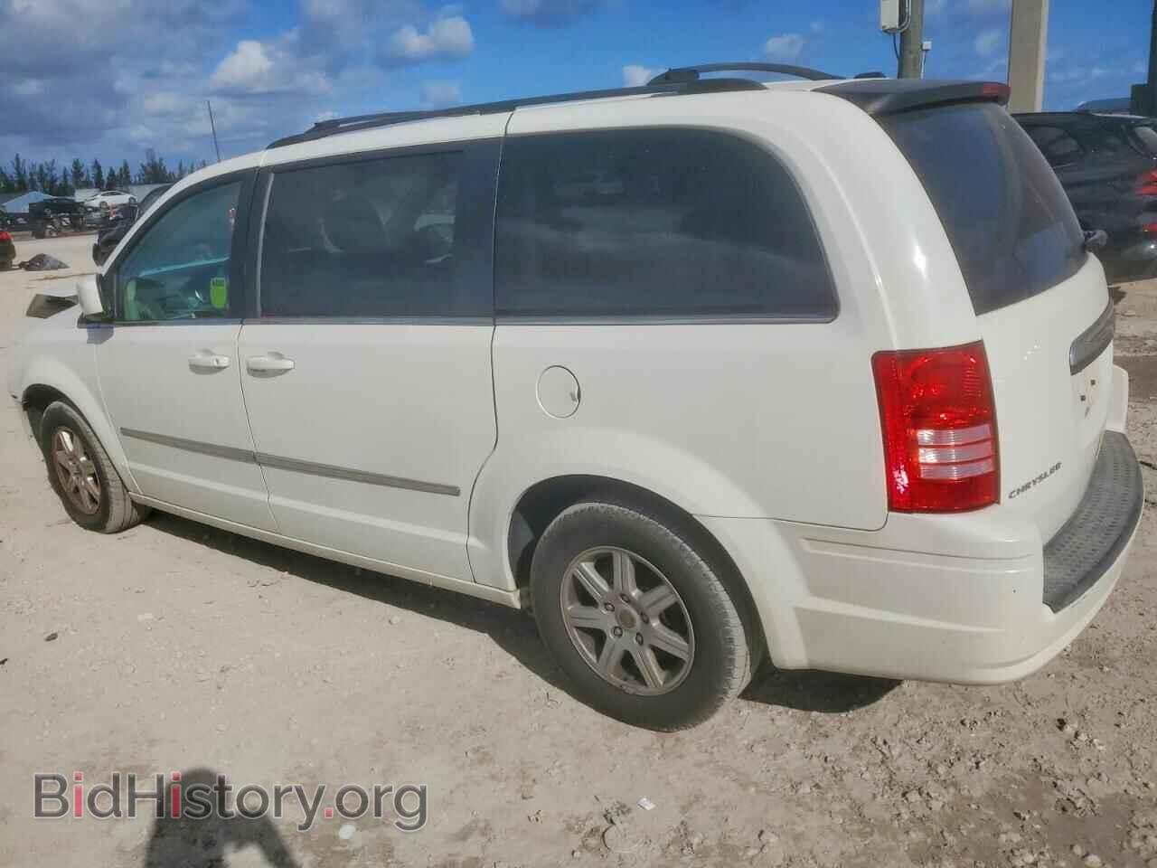2010 CHRYSLER MINIVAN - VIN: 2A4RR5D19AR166466 - Фото 2
