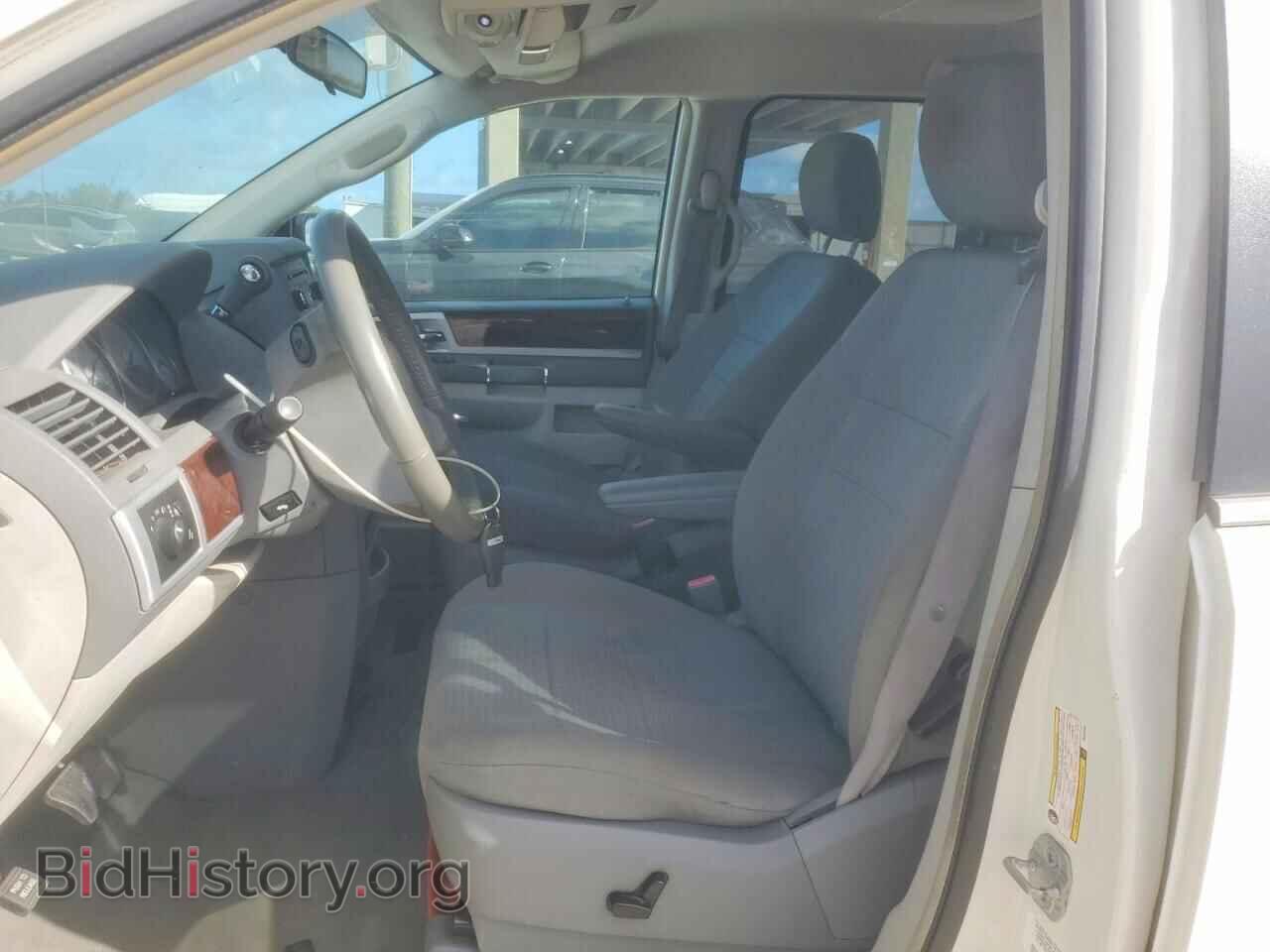 2010 CHRYSLER MINIVAN - VIN: 2A4RR5D19AR166466 - Фото 7