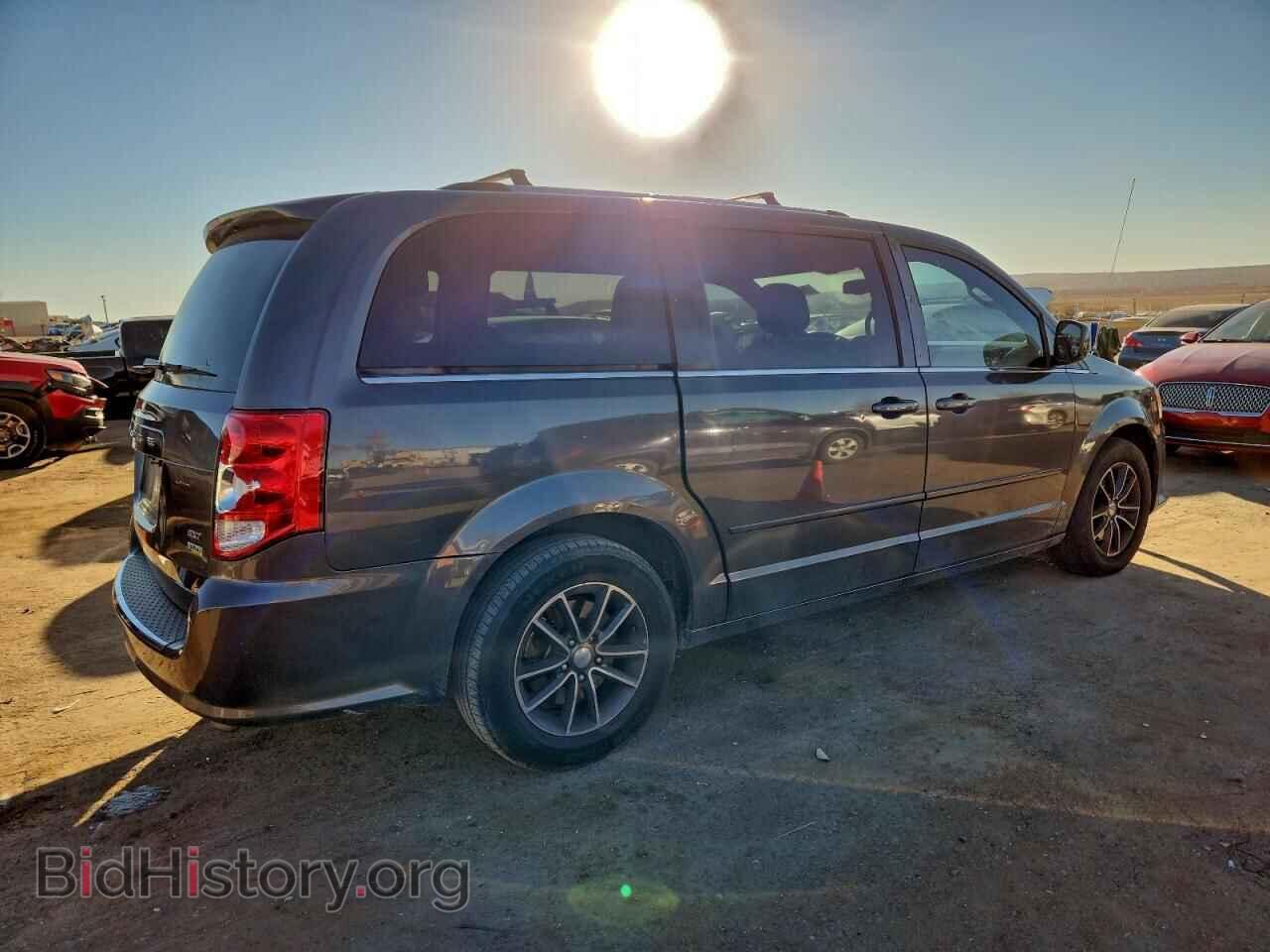 2017 DODGE CARAVAN - VIN: 2C4RDGCG8HR604071 - Фото 3