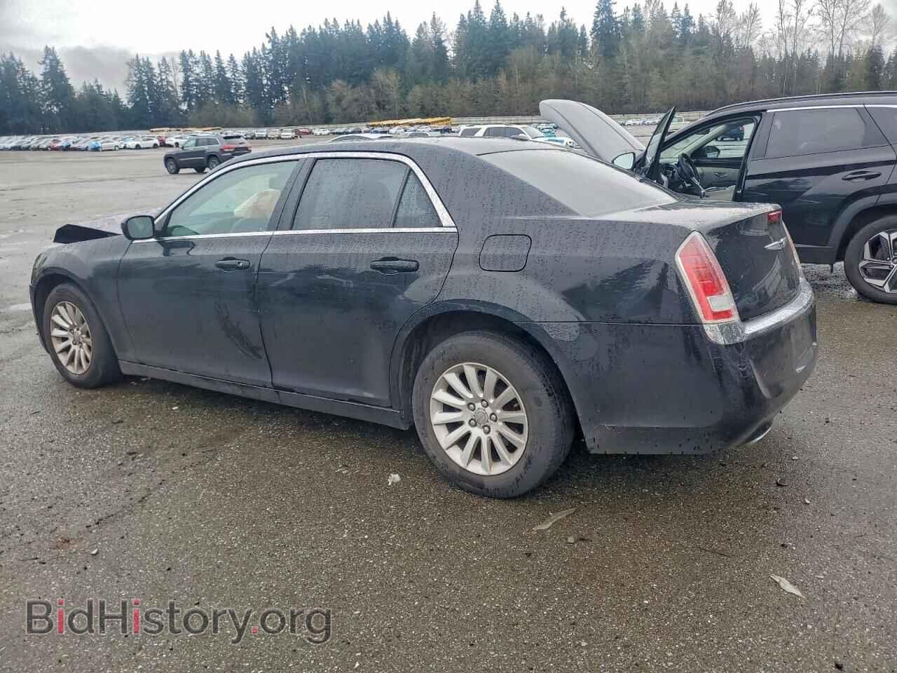 2013 CHRYSLER 300 - VIN: 2C3CCAAG4DH530242 - Фото 2