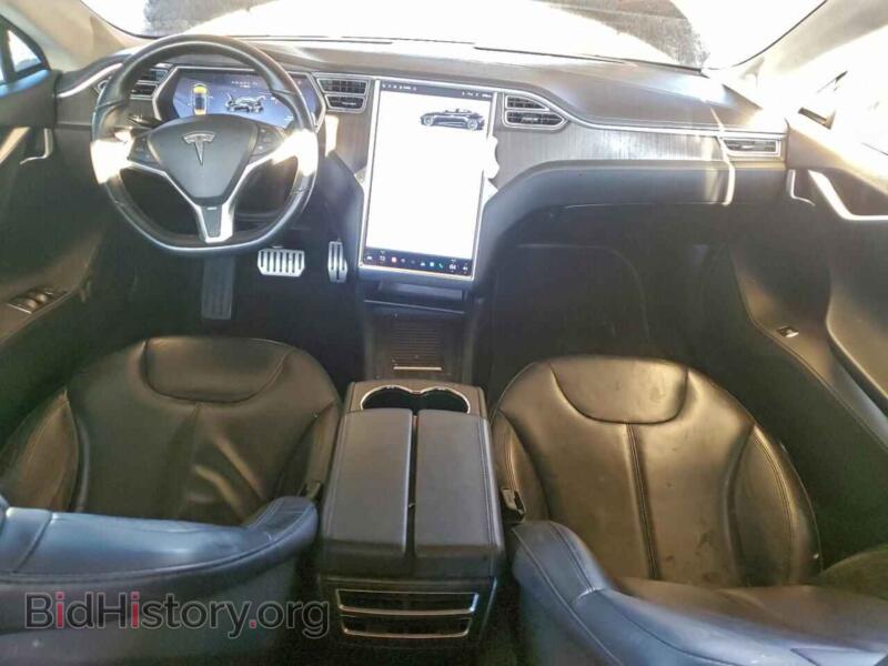 2013 Tesla MODEL S (VIN 5YJSA1CP1DFP28387) — фото 8 из 14