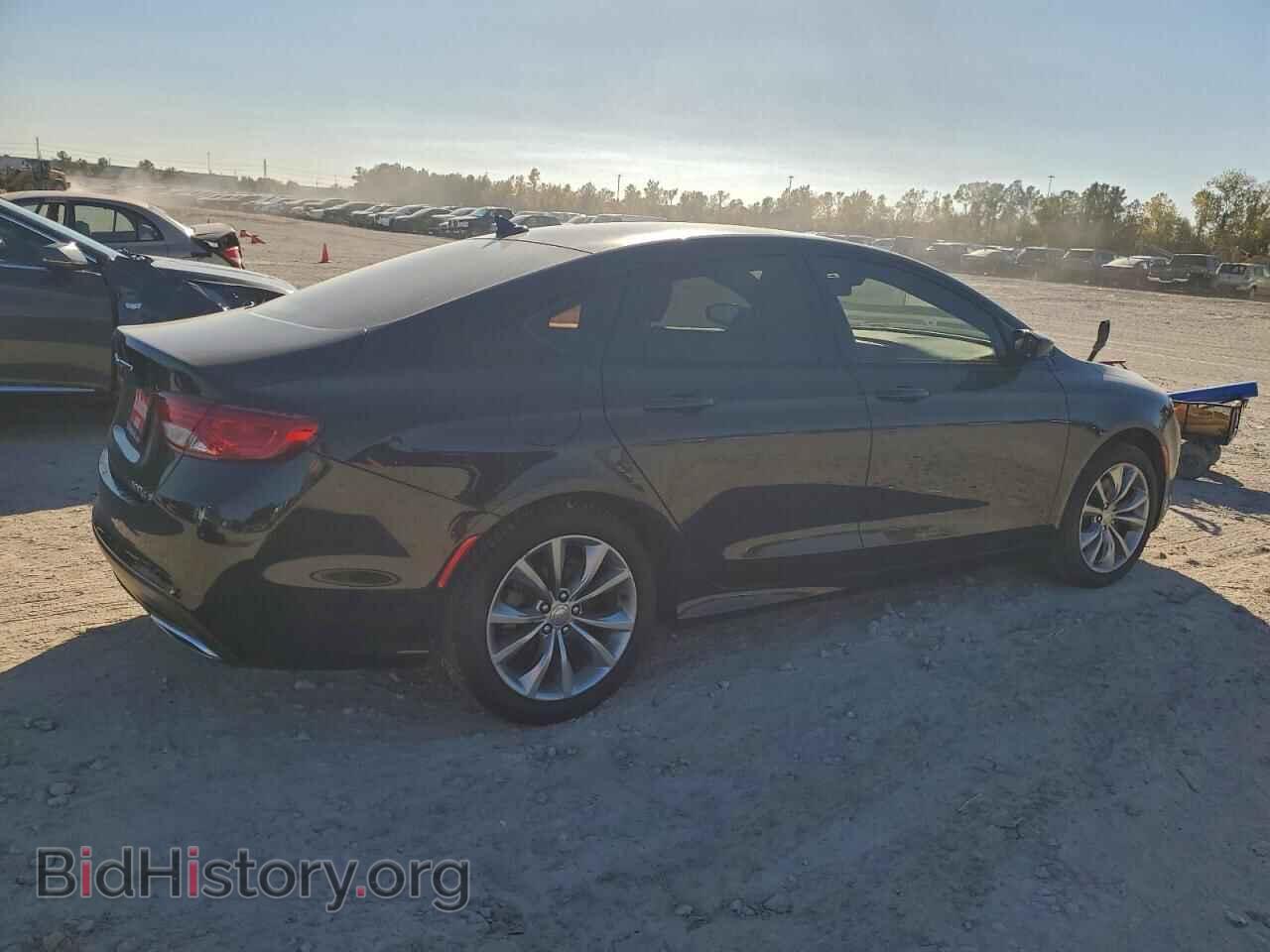 2016 CHRYSLER 200 - VIN: 1C3CCCBGXGN121300 - Фото 3