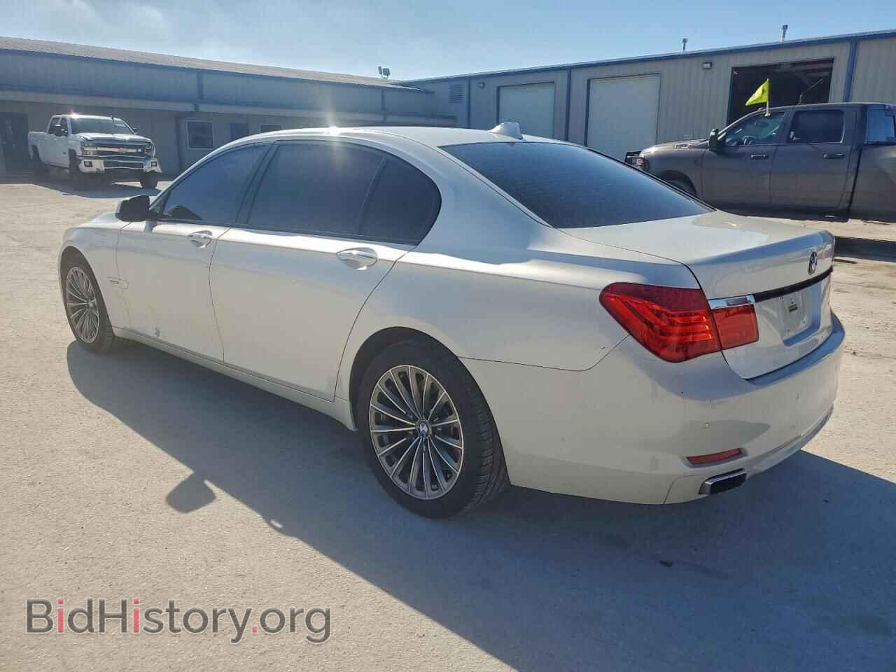2009 BMW 7 SERIES - VIN: WBAKB83559CY62003 - Фото 2