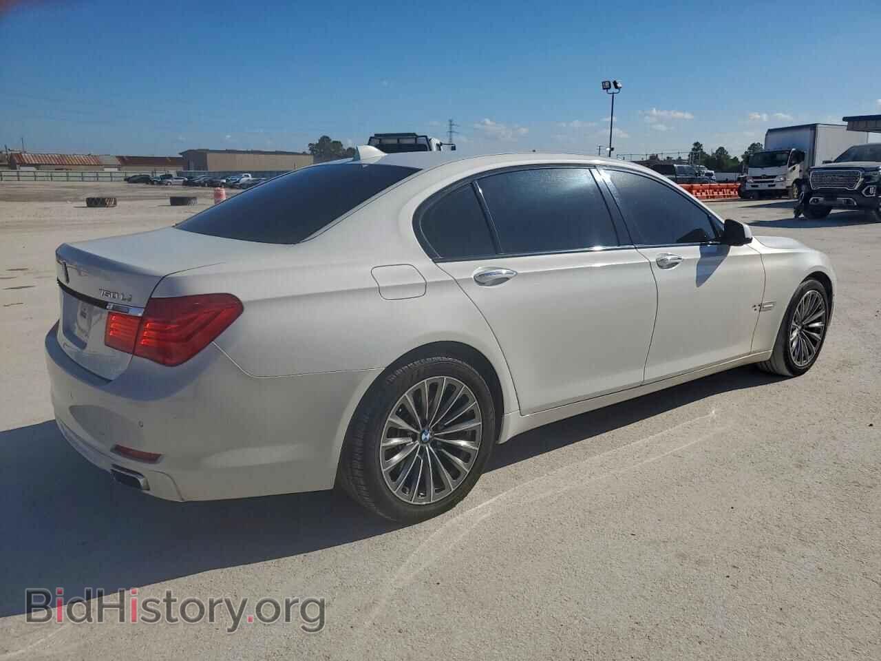 2009 BMW 7 SERIES - VIN: WBAKB83559CY62003 - Фото 3