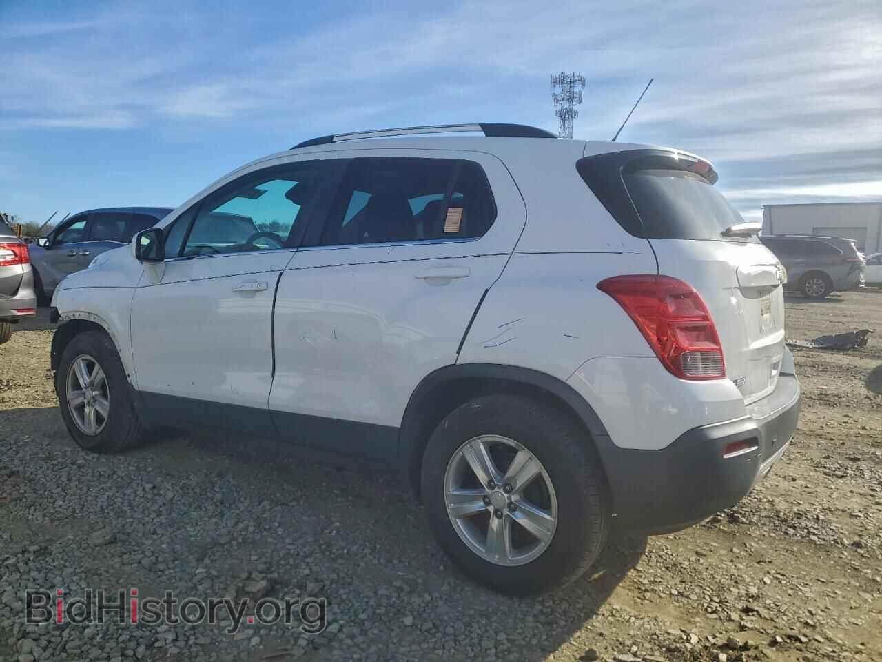 2016 CHEVROLET TRAX - VIN: 3GNCJLSB2GL236874 - Фото 2