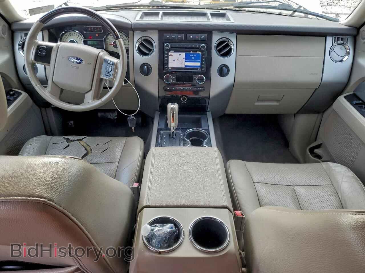 2011 FORD EXPEDITION - VIN: 1FMJU2A52BEF19891 - Фото 8