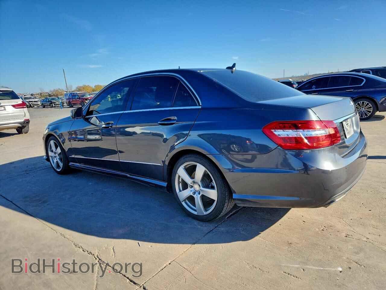 2011 MERCEDES-BENZ E-CLASS - VIN: WDDHF5GB2BA320364 - Фото 2