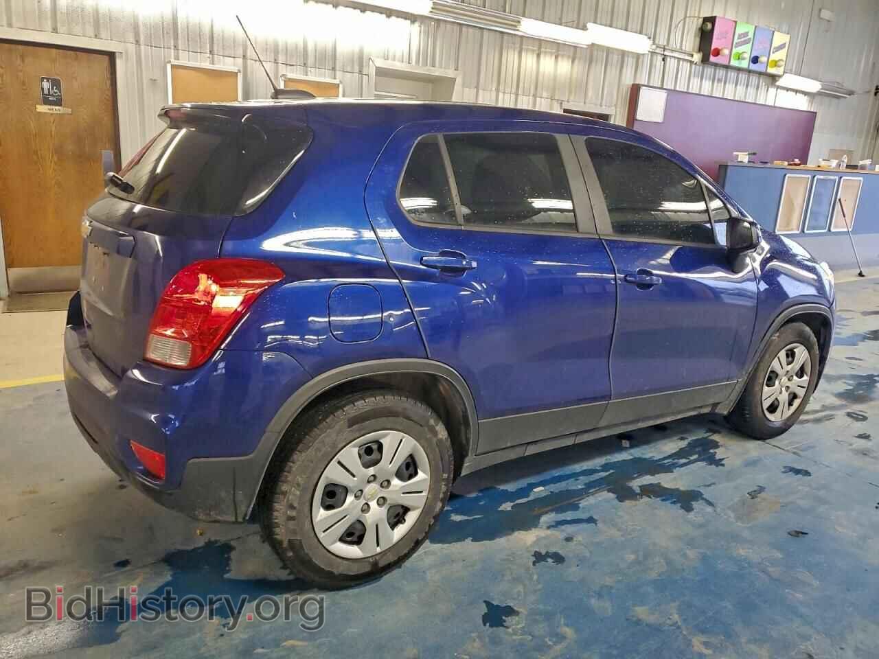 2017 CHEVROLET TRAX - VIN: 3GNCJKSB2HL199336 - Фото 3