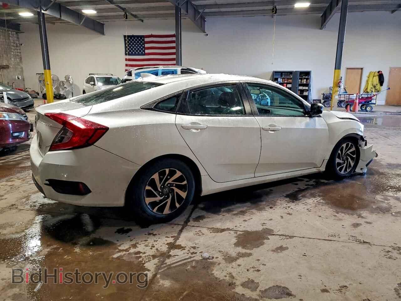 2018 HONDA CIVIC - VIN: 2HGFC2F79JH528233 - Фото 3