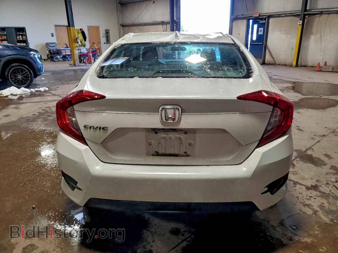 2018 HONDA CIVIC - VIN: 2HGFC2F79JH528233 - Фото 6