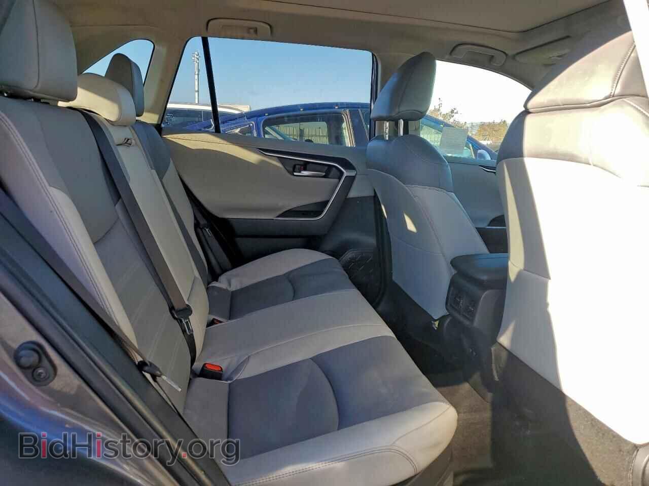2019 TOYOTA RAV4 - VIN: JTMDWRFV2KD523085 - Фото 11