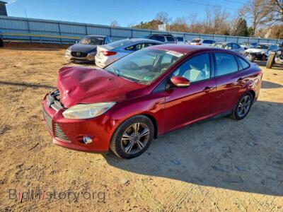2014 Ford FOCUS SE, burgundy — VIN 1FADP3F27EL339468, Copart