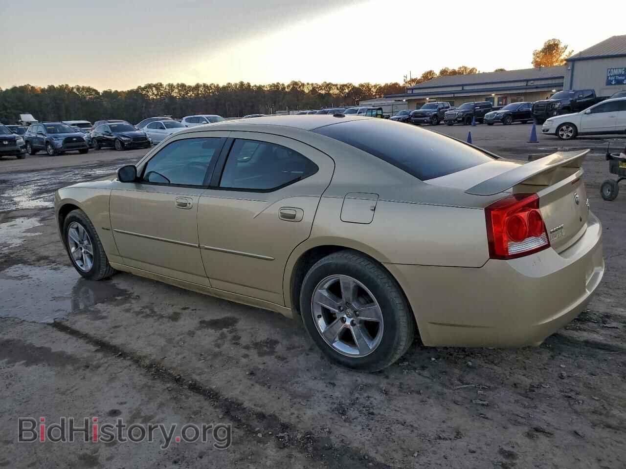 2010 DODGE CHARGER - VIN: 2B3CA5CT5AH182001 - Фото 2