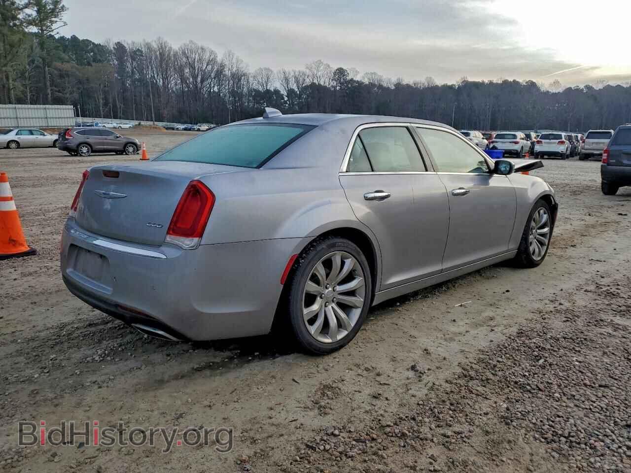 2018 CHRYSLER 300 - VIN: 2C3CCAEG3JH301623 - Фото 3