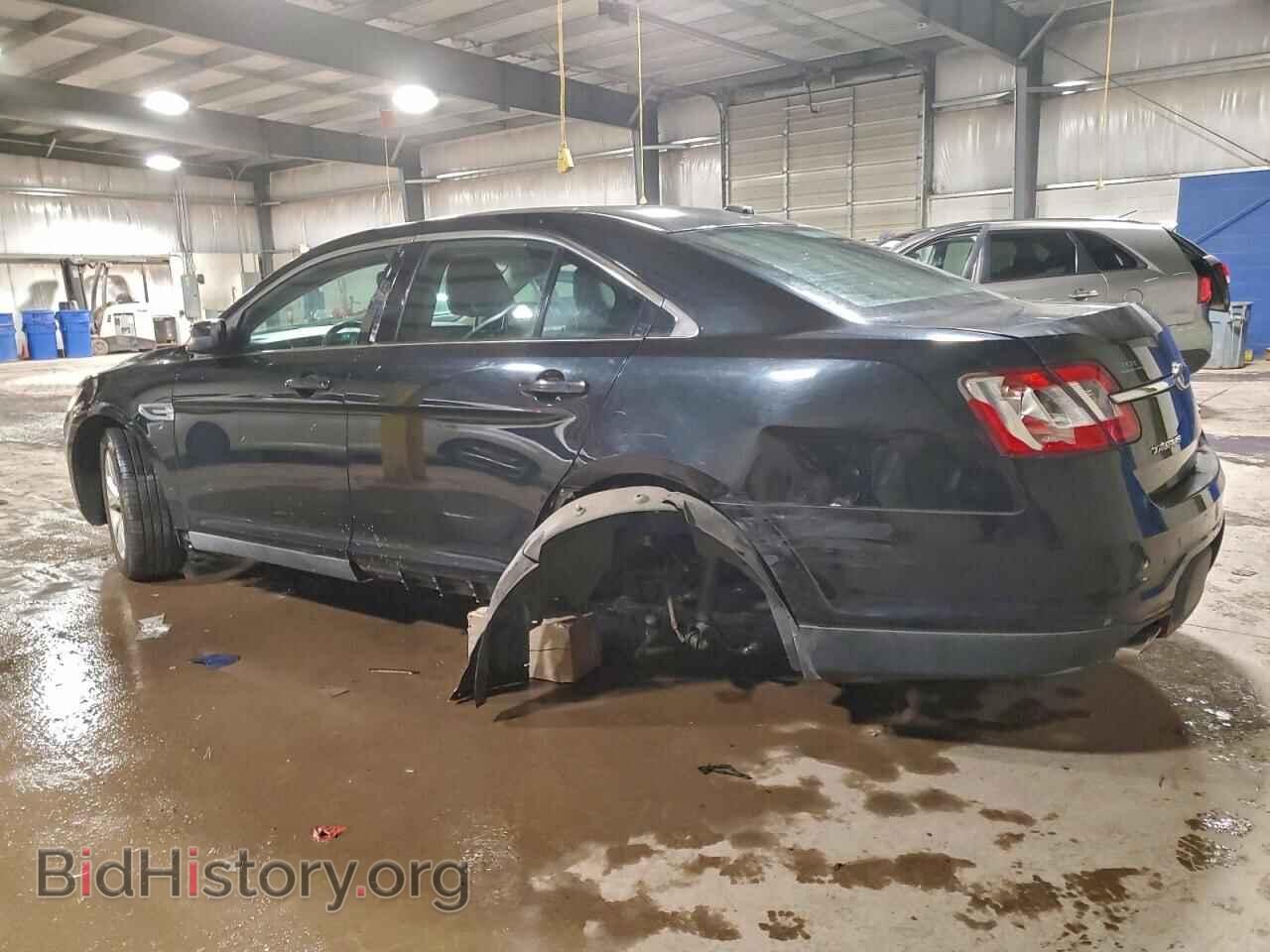 2011 FORD TAURUS - VIN: 1FAHP2EW6BG188224 - Фото 2