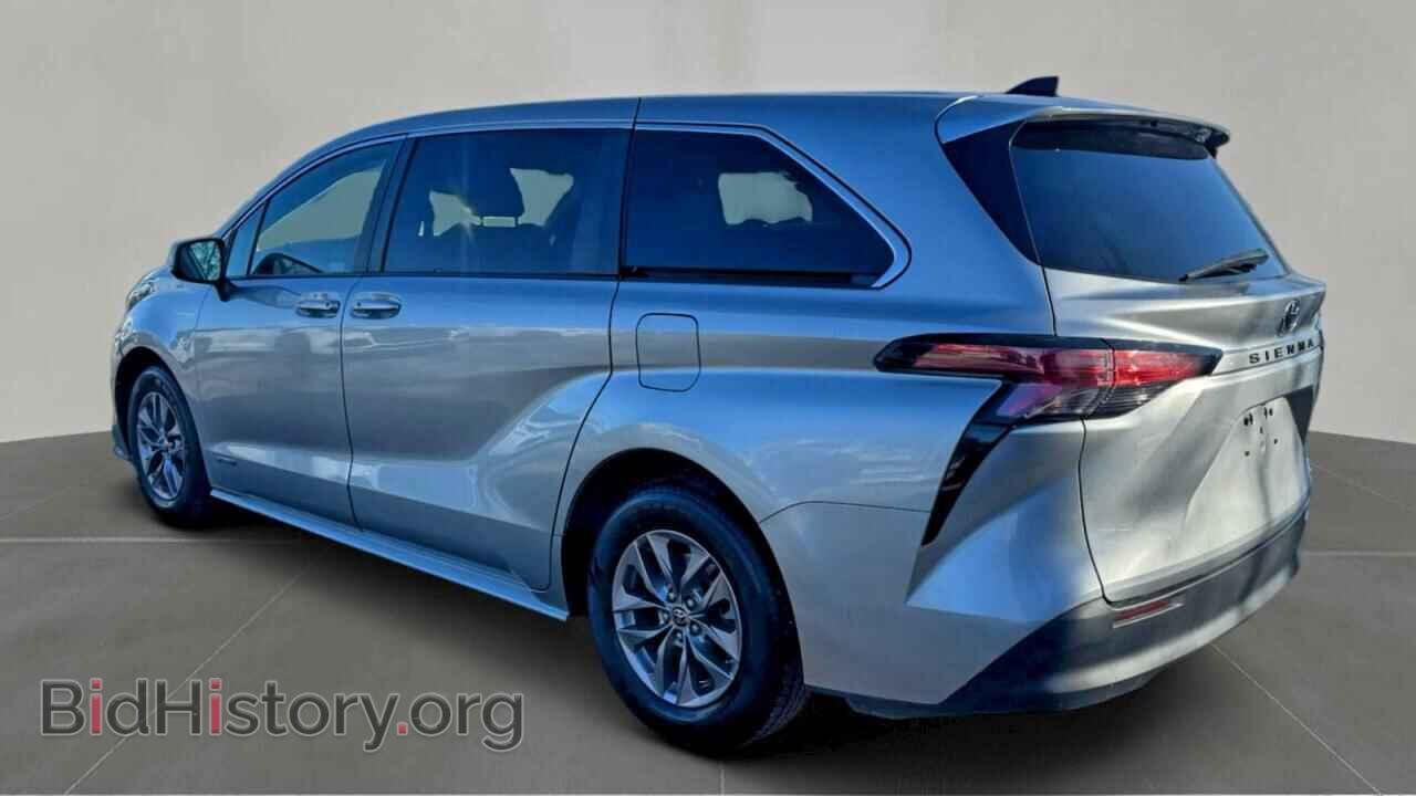 2021 TOYOTA All Models - VIN: 5TDKRKECXMS064207 - Фото 3