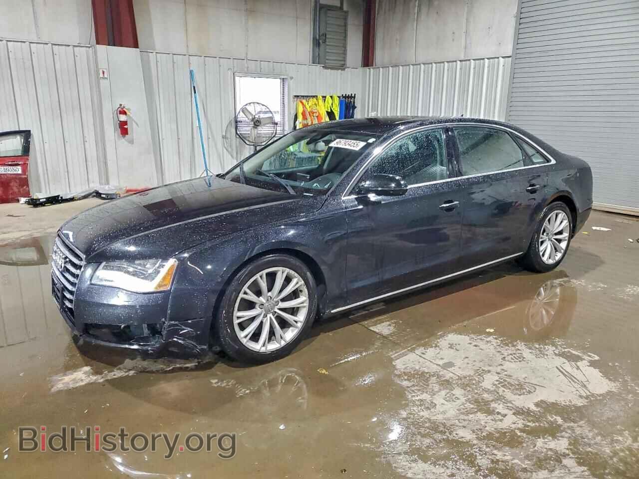 Фотография WAURGAFD9DN004640 - AUDI A8 2013