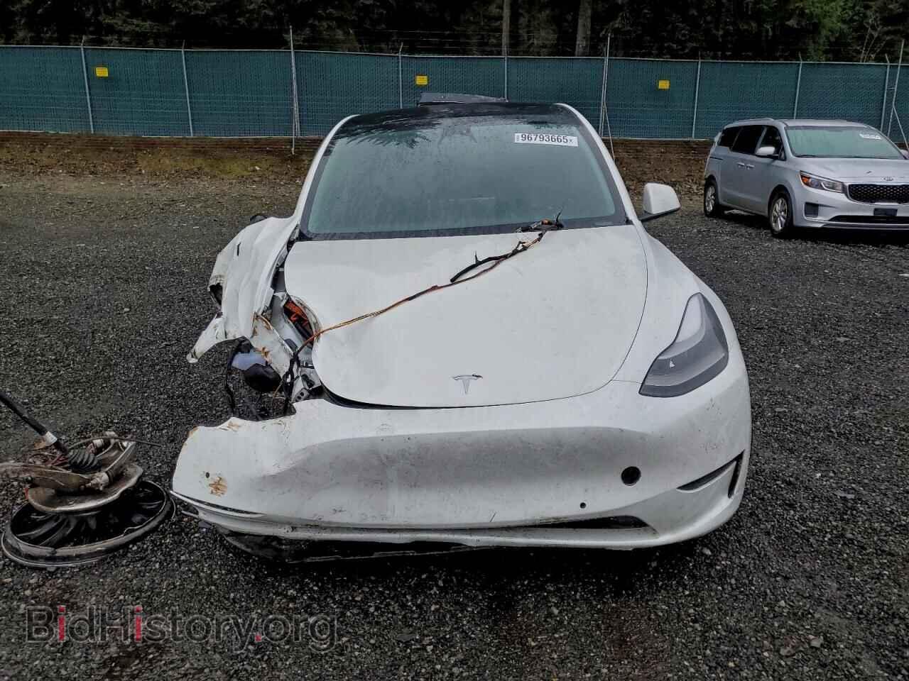2022 TESLA MODEL Y - VIN: 7SAYGDEF6NF488742 - Фото 5