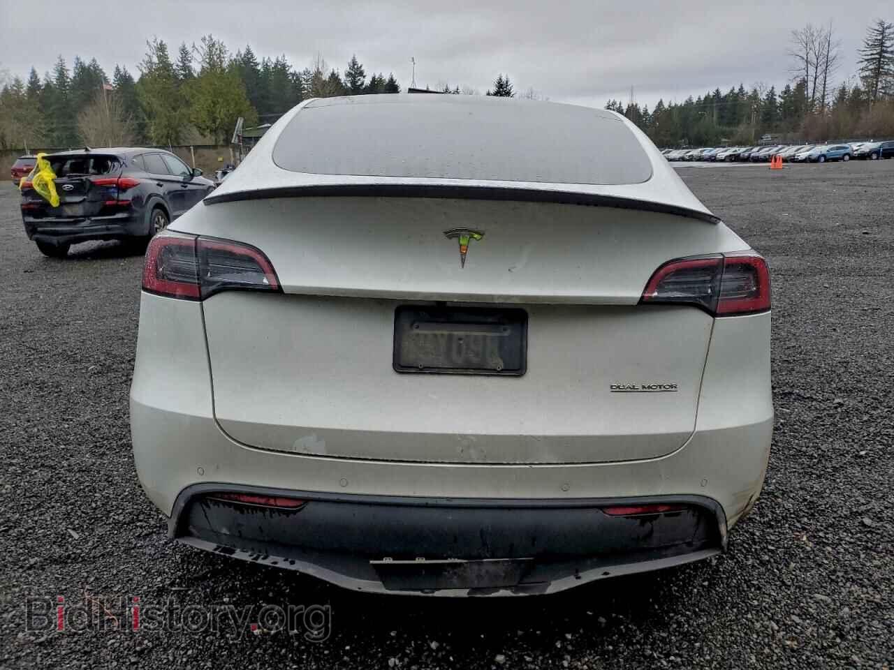 2022 TESLA MODEL Y - VIN: 7SAYGDEF6NF488742 - Фото 6
