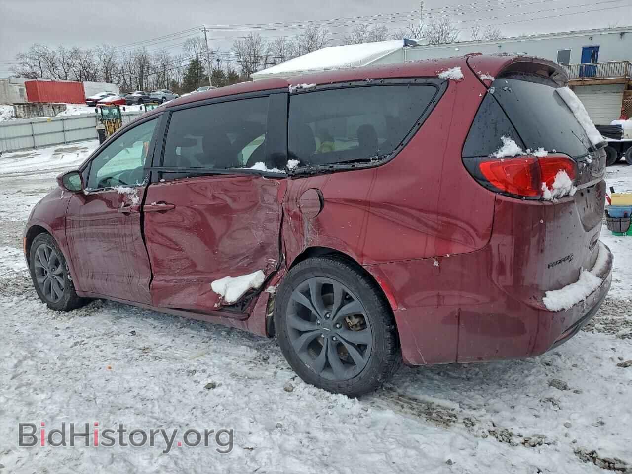 2018 CHRYSLER PACIFICA - VIN: 2C4RC1FG8JR188878 - Фото 2