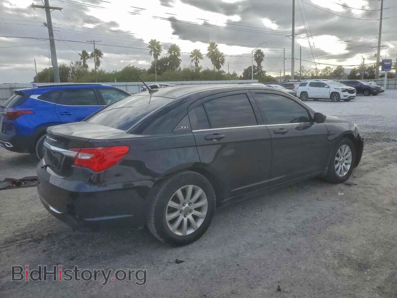 2013 CHRYSLER 200 - VIN: 1C3CCBBBXDN633472 - Фото 3