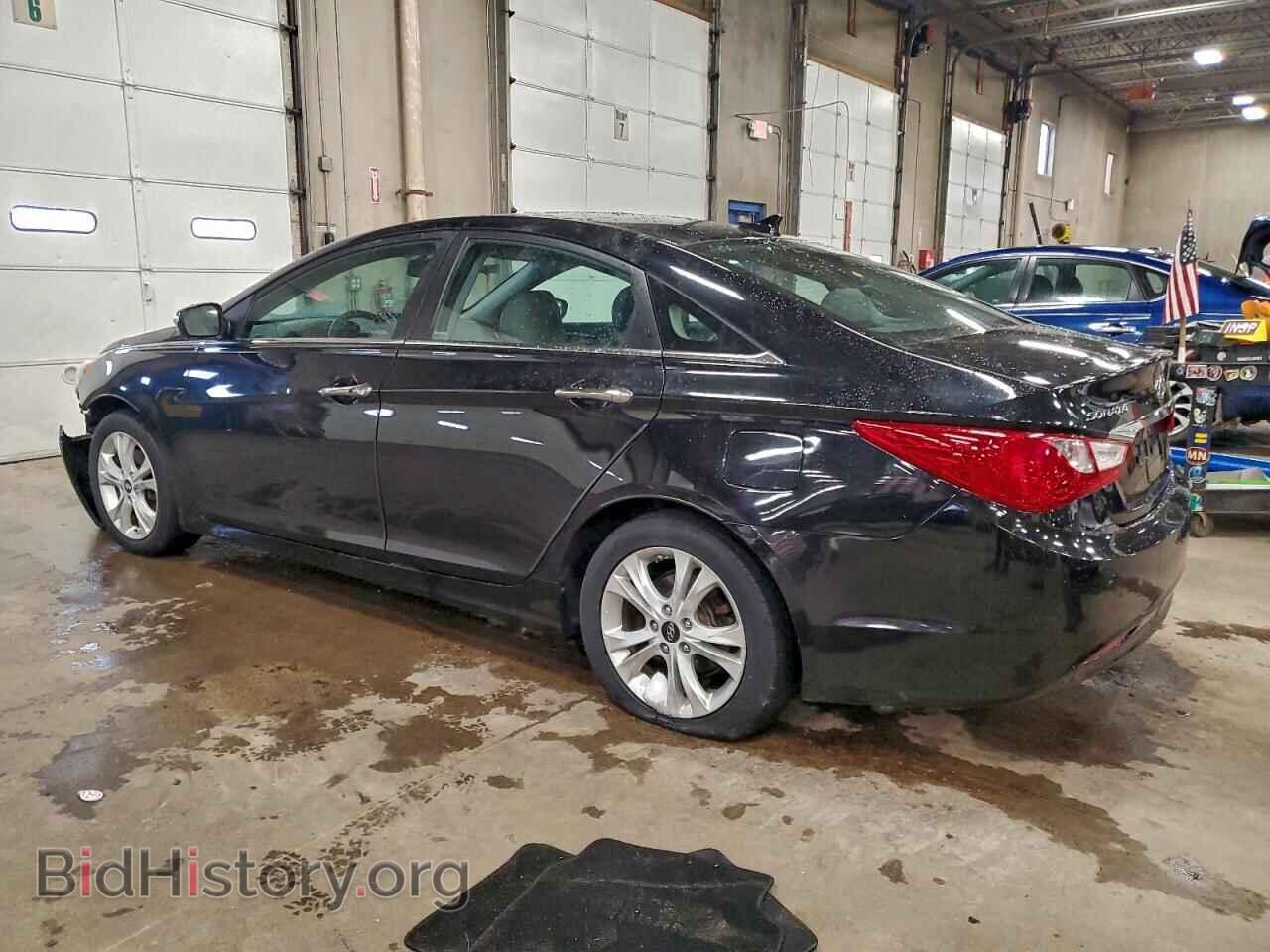 2011 HYUNDAI SONATA - VIN: 5NPEC4AC9BH095841 - Фото 2