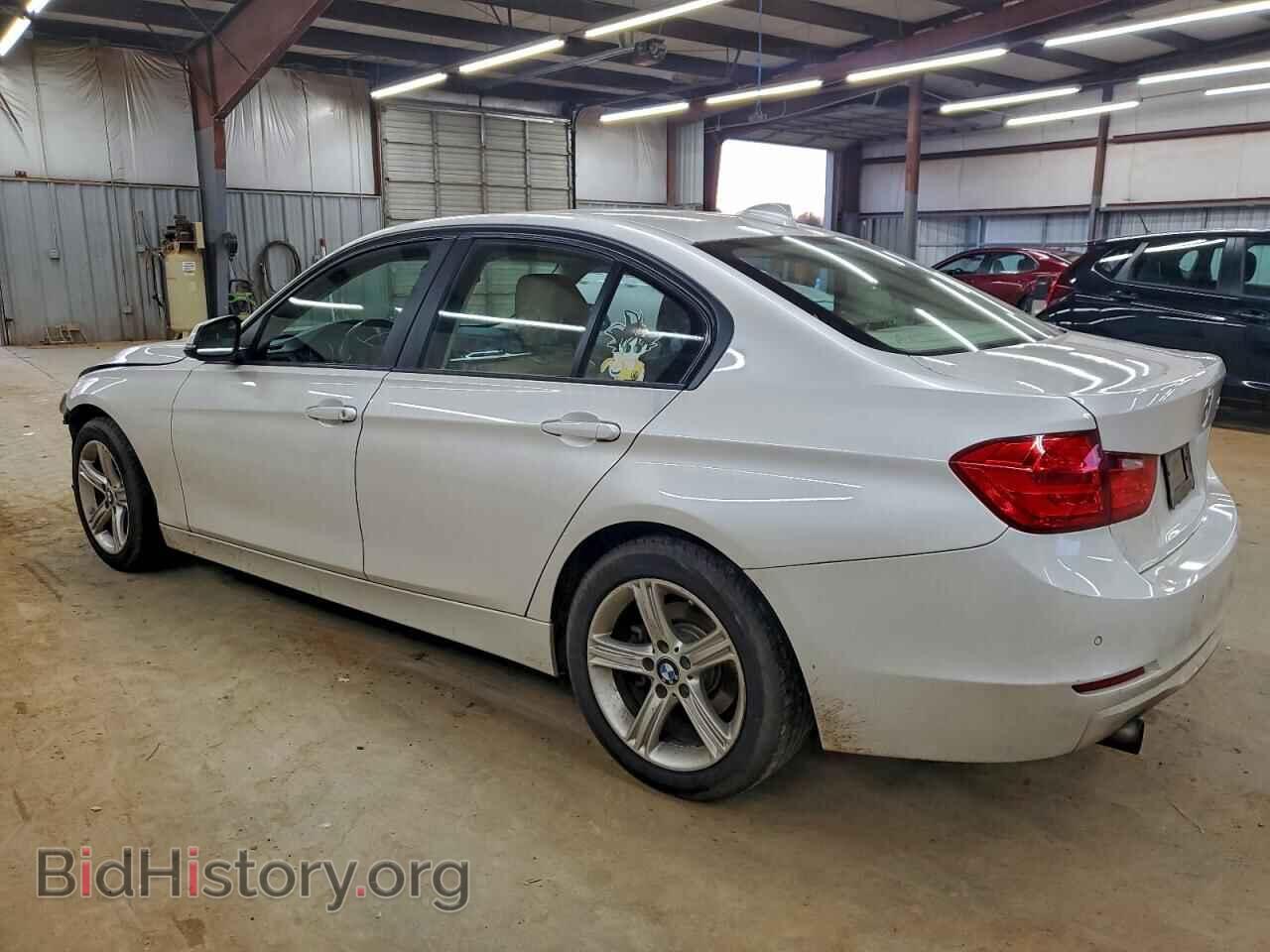 2015 BMW 3 SERIES - VIN: WBA3B1C51F5A06034 - Фото 2