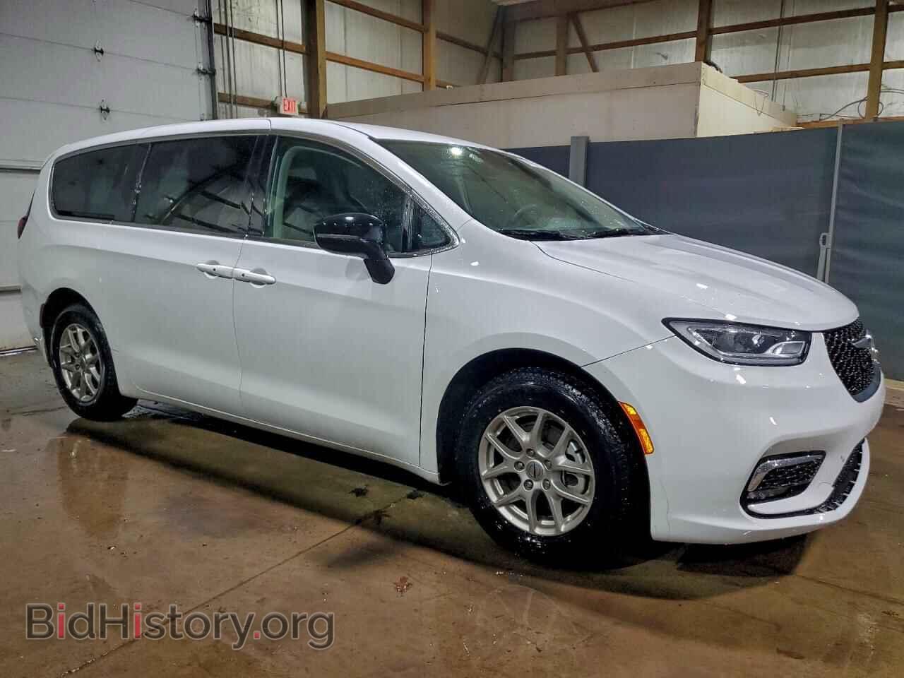 2024 CHRYSLER PACIFICA - VIN: 2C4RC1BGXRR182243 - Фото 4