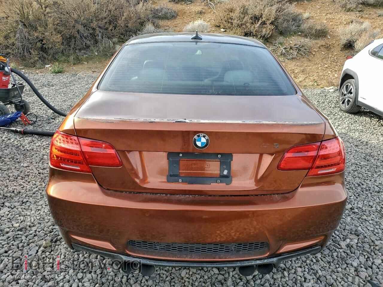 2011 BMW M3 - VIN: WBSKG9C55BE645743 - Photo 6