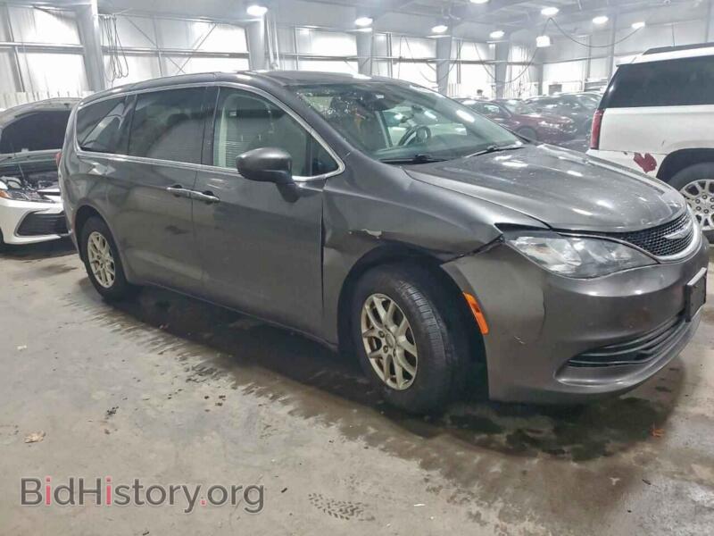 2017 Chrysler PACIFICA (VIN 2C4RC1DG3HR502031) — photo 4 of 15