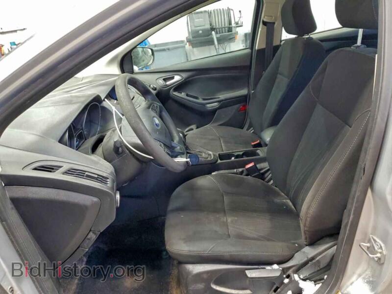 2017 Ford FOCUS (VIN 1FADP3F28HL250724) — photo 7 of 12