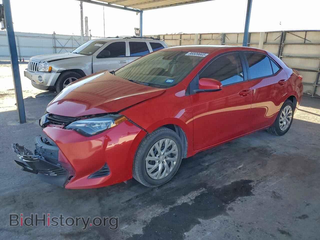 Photo 5YFBURHE9JP825625 - TOYOTA COROLLA 2018