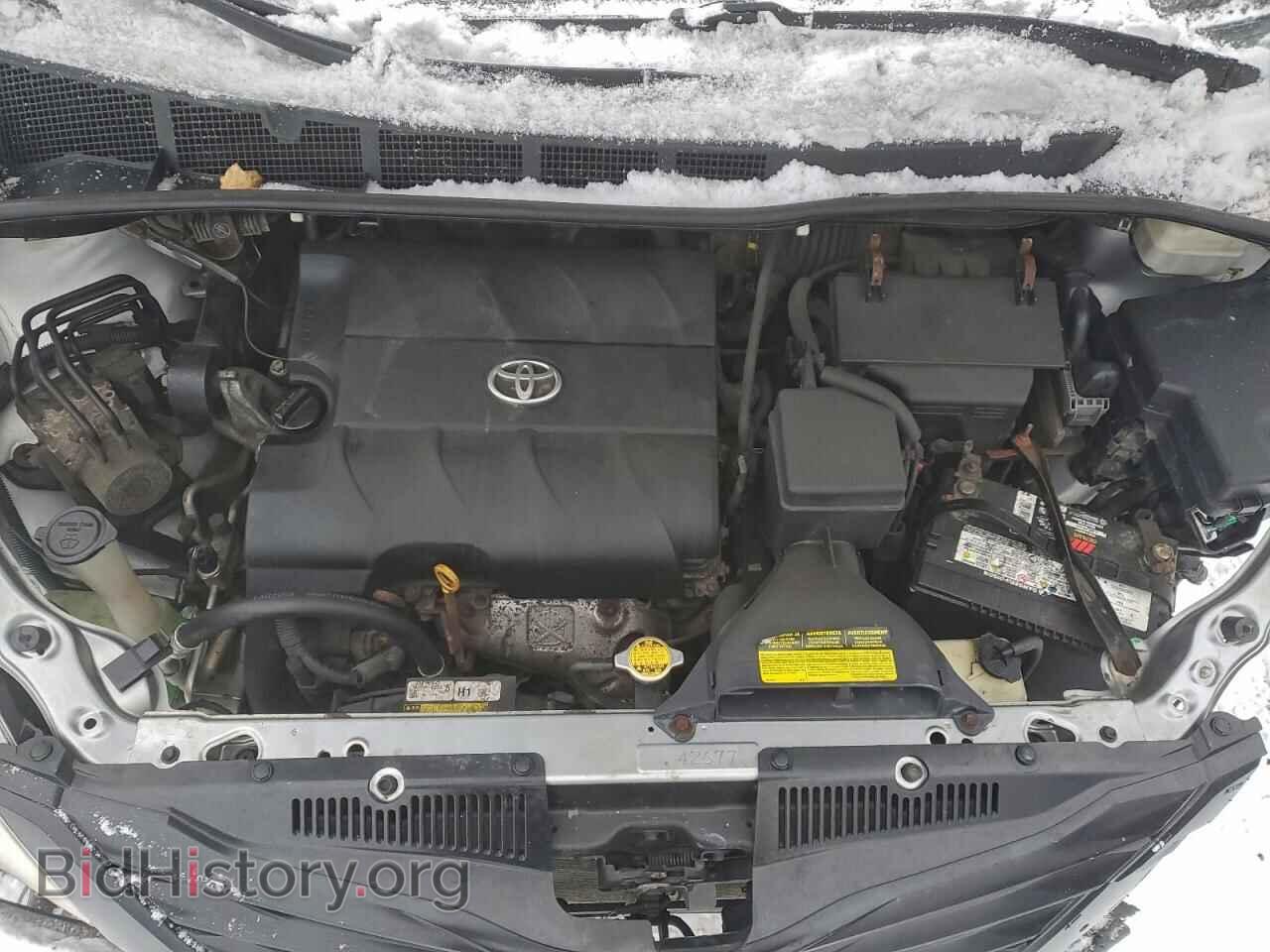 2011 TOYOTA All Models - VIN: 5TDZK3DC3BS144147 - Фото 12